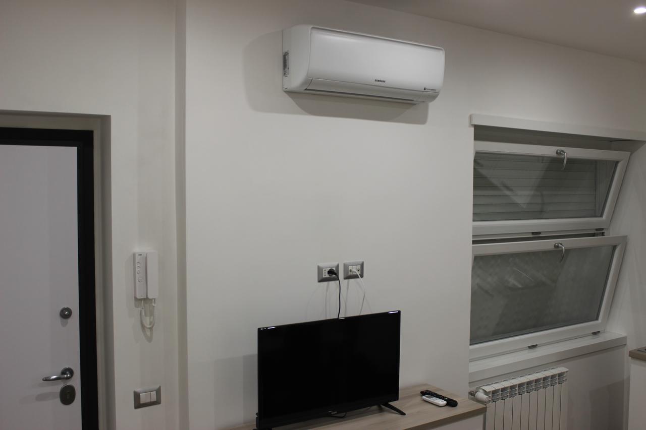 Locazione Turistica "Loft Roma Tiburtina" Apartamento Exterior foto