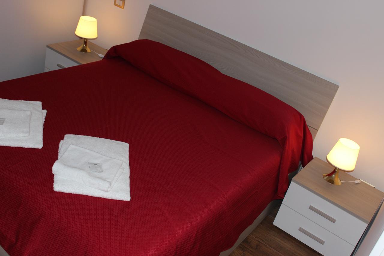 Locazione Turistica "Loft Roma Tiburtina" Apartamento Exterior foto