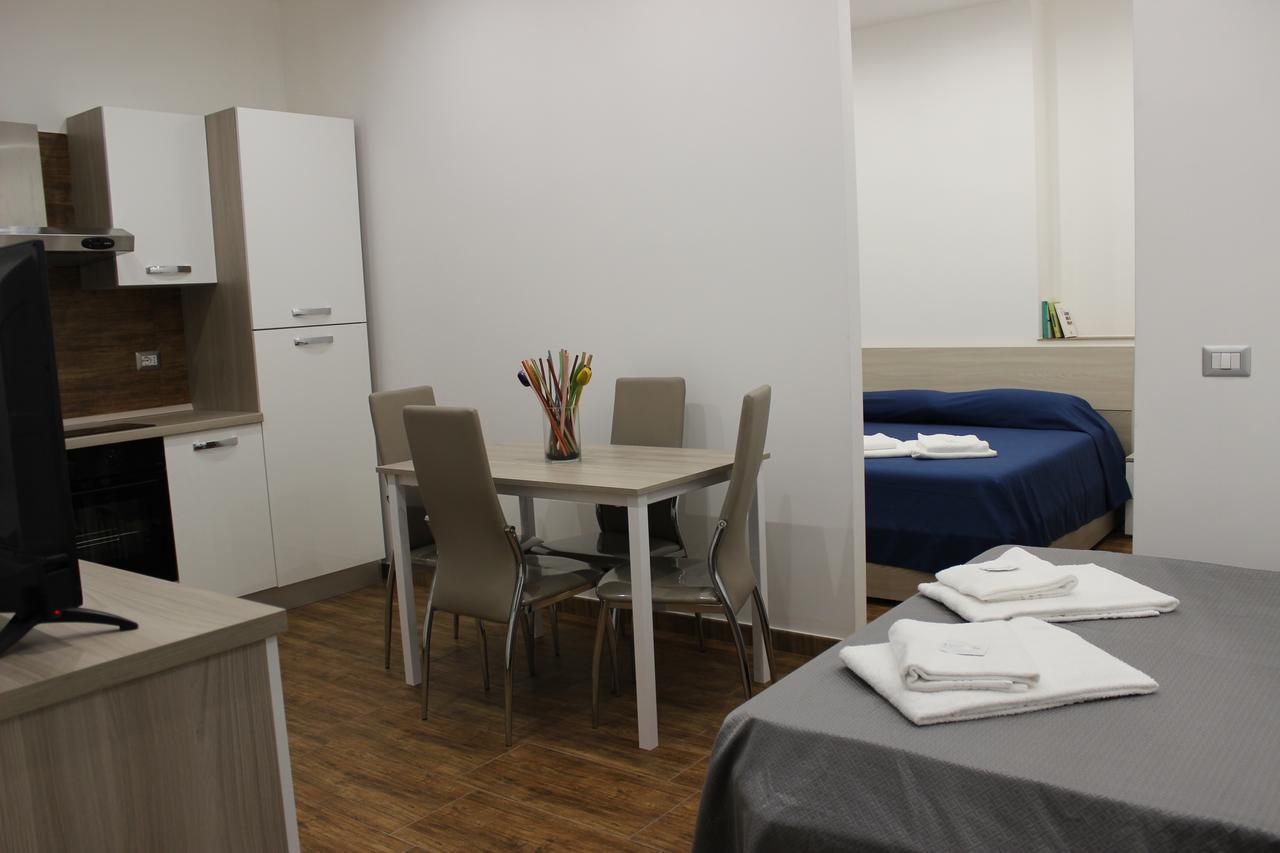 Locazione Turistica "Loft Roma Tiburtina" Apartamento Exterior foto