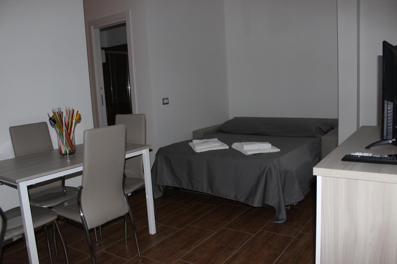 Locazione Turistica "Loft Roma Tiburtina" Apartamento Exterior foto